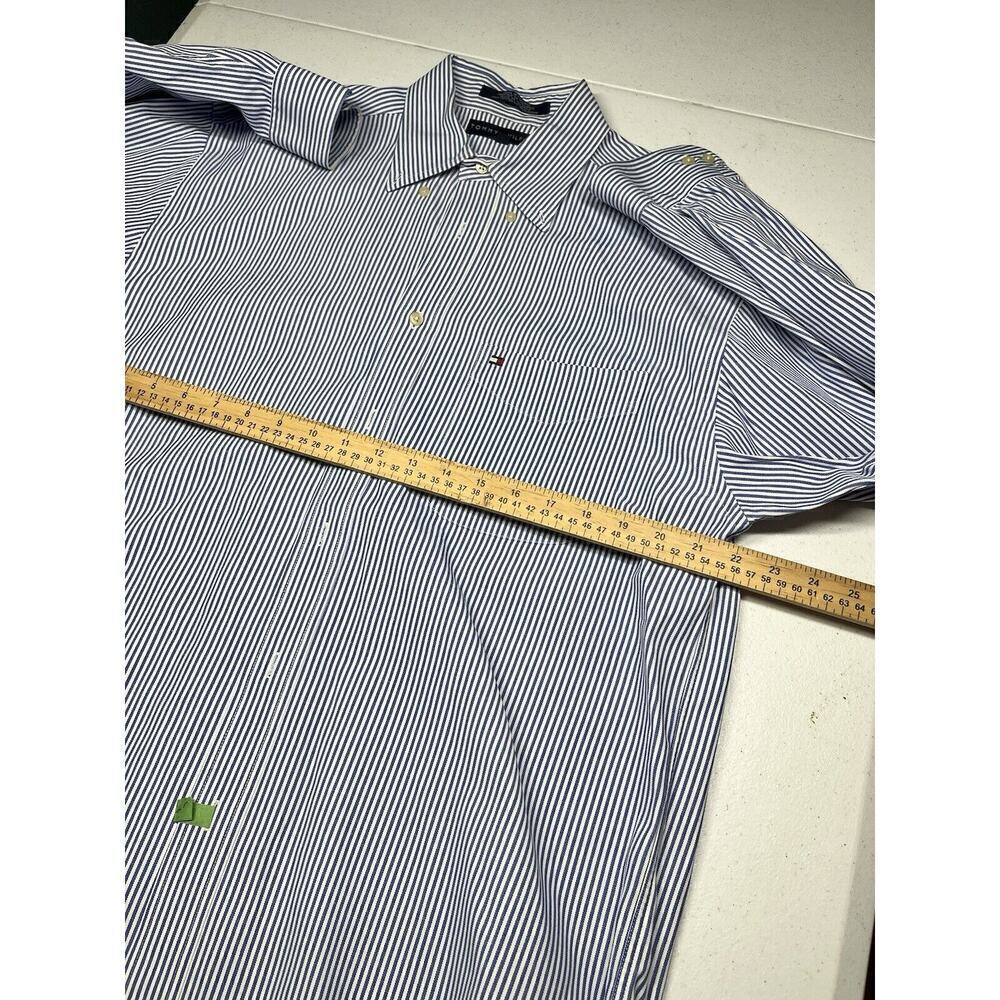 Tommy Hilfiger 100% Cotton Thick button Down Dress Shirt Size M - Picture 4 of 6
